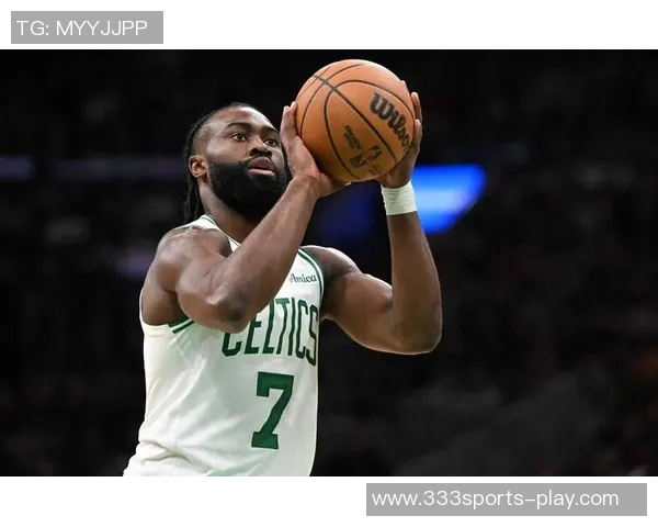 杰伦布朗伤愈复出助力绿军挑战热火期待场均295分表现